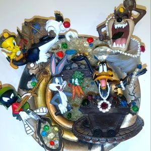 The Bradford Exchange Vintage Round & Round w/ Looney Tunes "Mine, Mine, Mine"